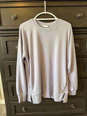 Women's Lavender Relaxed Crewneck Sweatshirt